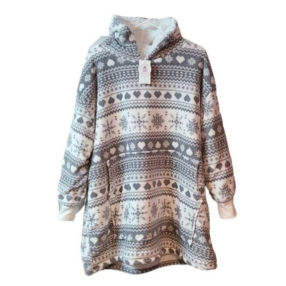 Weekend Edition humungo hoodie women's pajamas  S/M NWT